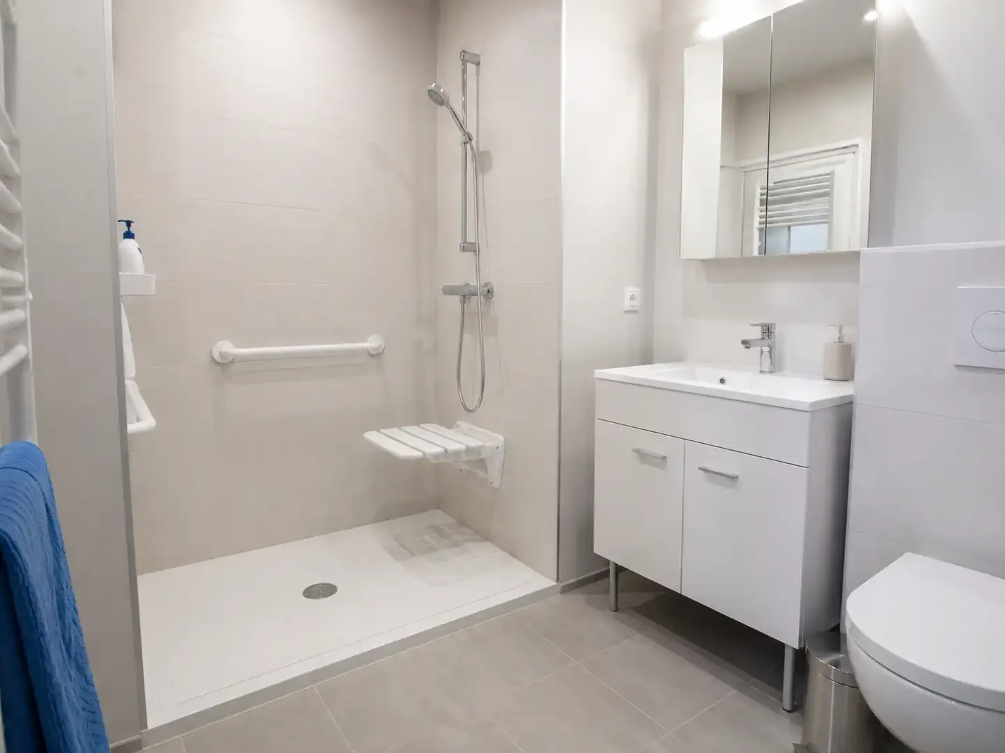 Image installateur douche senior 7 senior france confort
